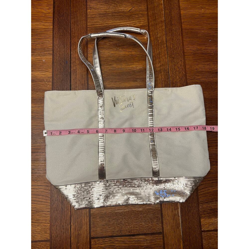 VS Victoria’s Secret Large Silver Sequin Canvas Tote Bag - Picture 9 of 13